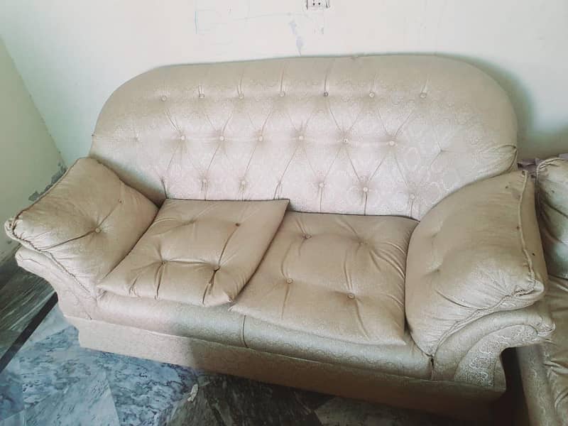 seven siter sofa 1