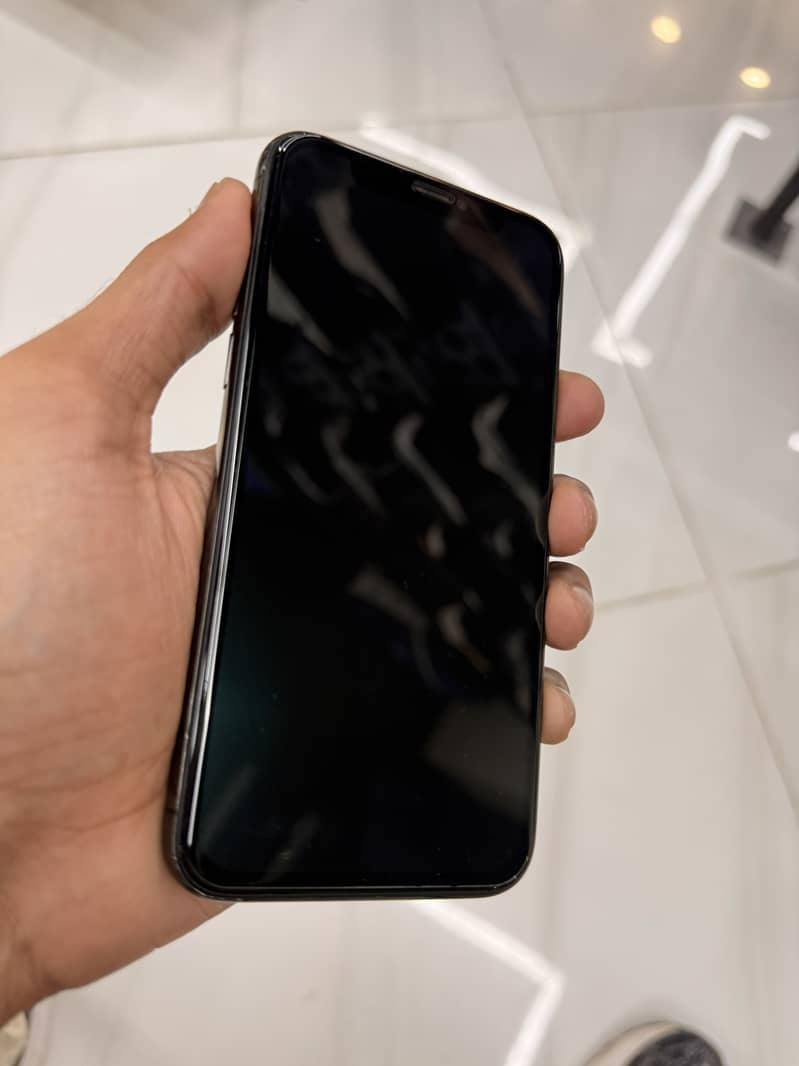 Apple iPhone 11 Pro 5