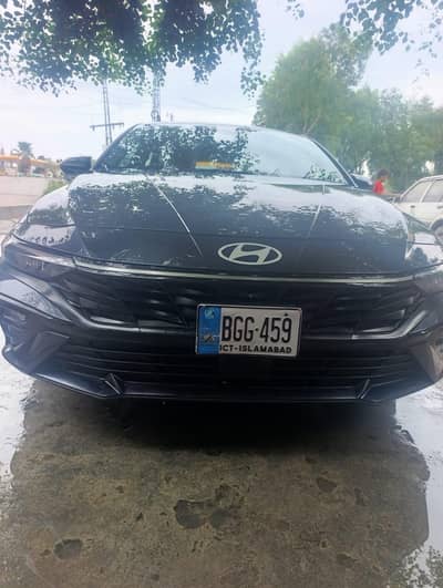 Hyundai Elantra 2025