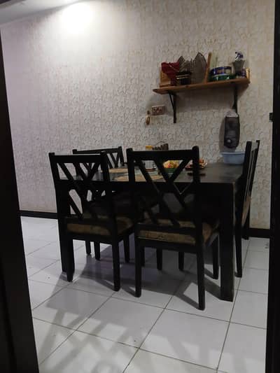 ​Habitt Branding Dining Table Set for Sale