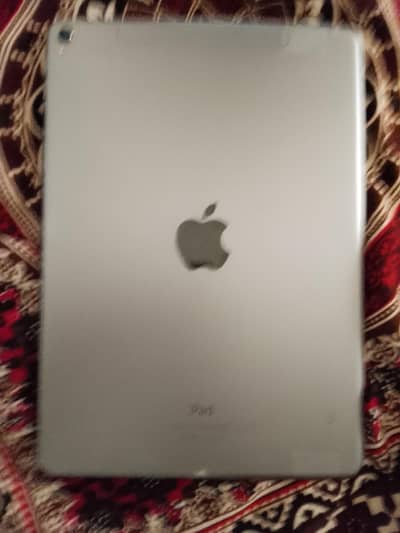 Apple iPhone Other Model Apple ipad for sale 1st Generation 128 GB