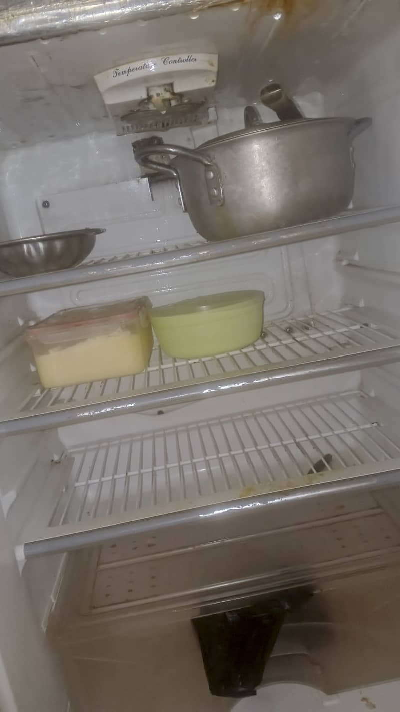Dawlance fridge 1