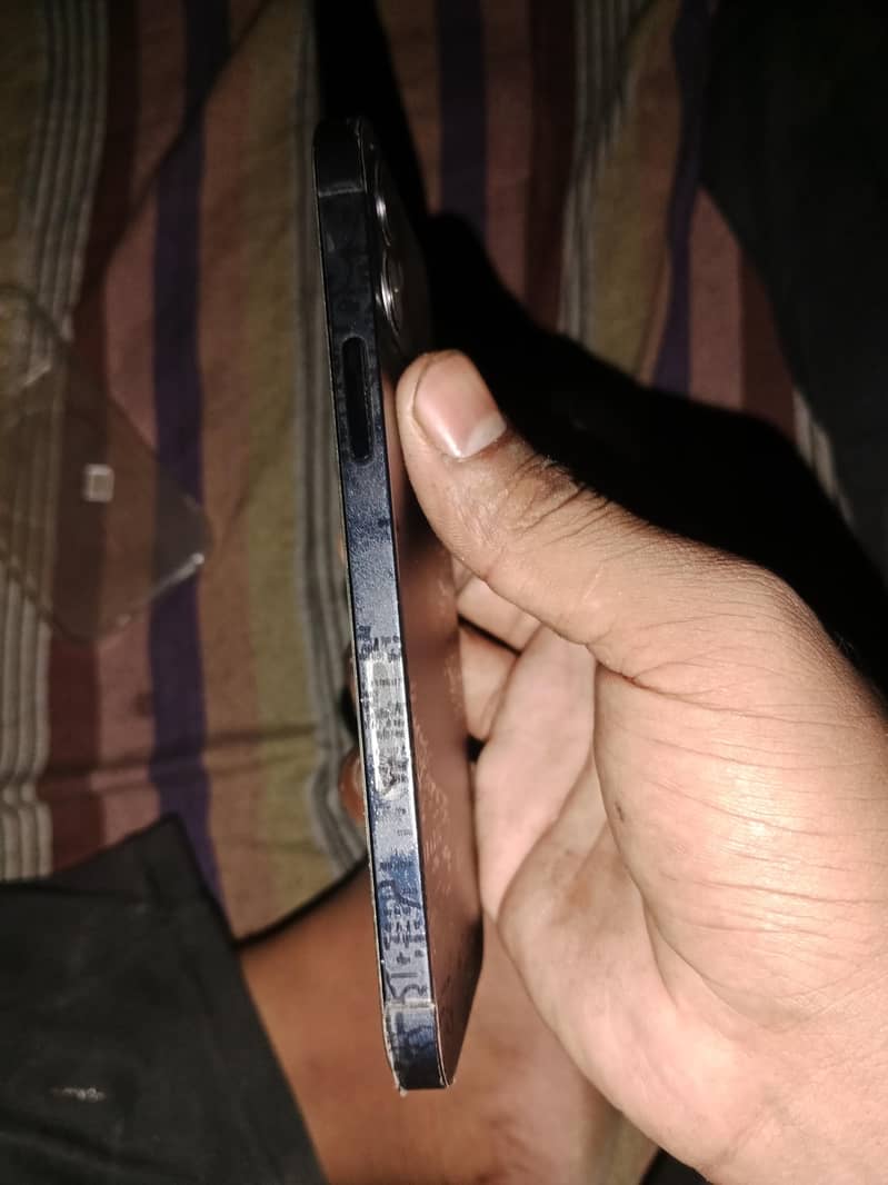 Apple iPhone 12 2