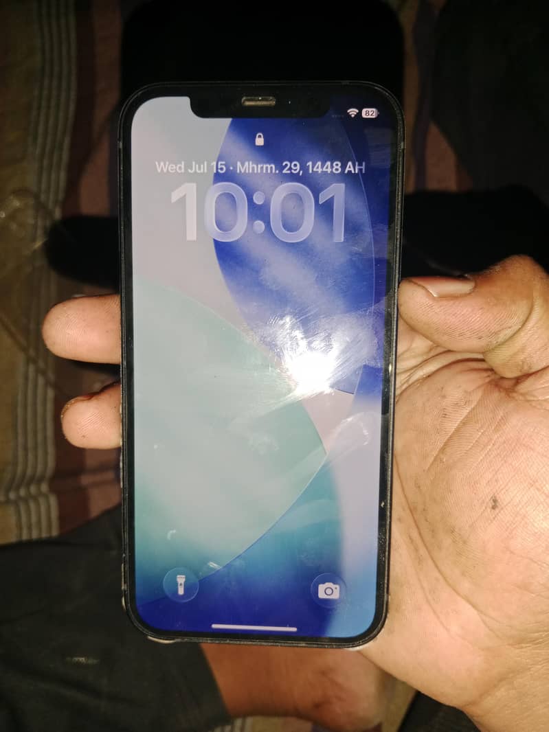 Apple iPhone 12 3