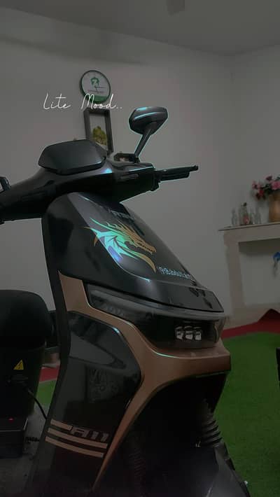 best Revoo A11  scooty
