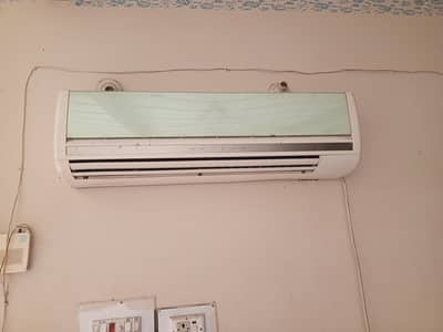 Dawlance 1.5 Ton AC for sale