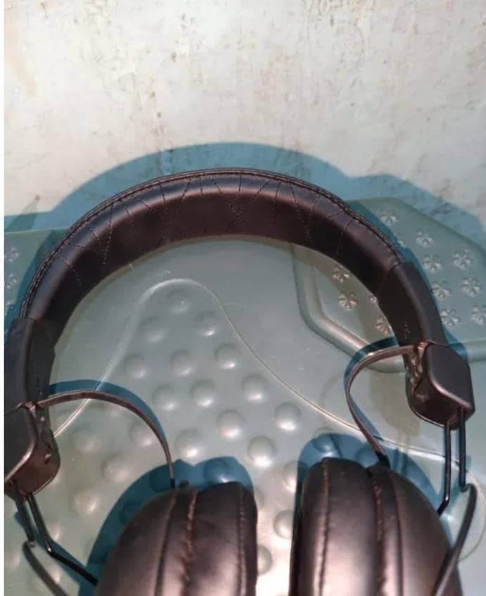 jlab studio pro wireless 4