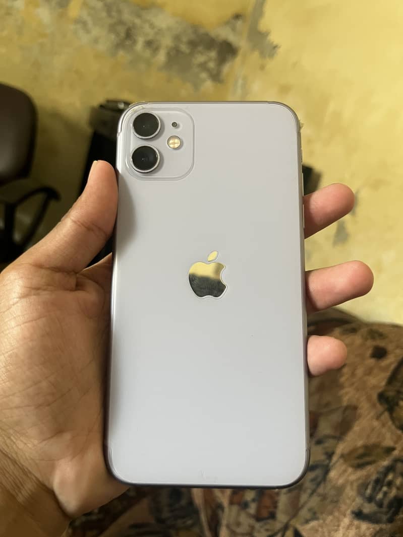 Apple iPhone 11 0