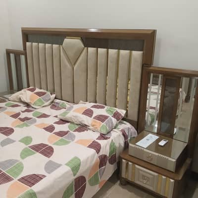 new design king bed