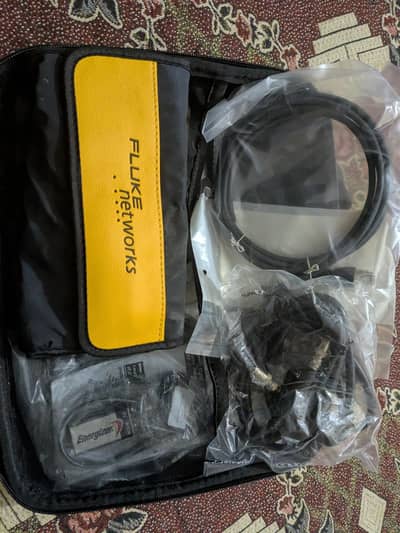 Fluke Networks CableIQ™ Qualification Tester