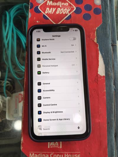 Apple iPhone 11 64GB . 0317//44//25//856