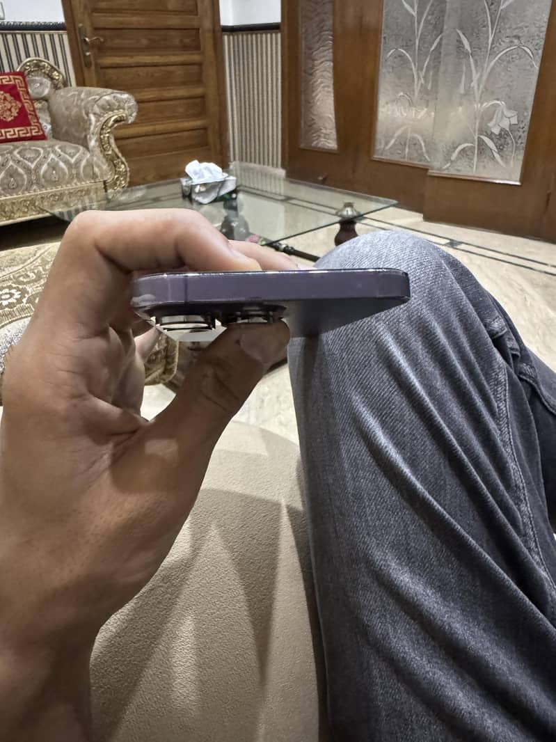Apple iPhone 14 Pro Max 3
