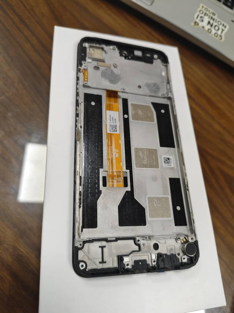 Realme C65 3