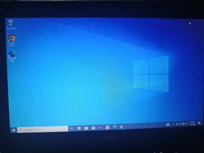 Dell laptop for sale model is Dell latitude E7440 Gen4