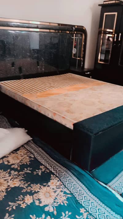 Room decorating furniture