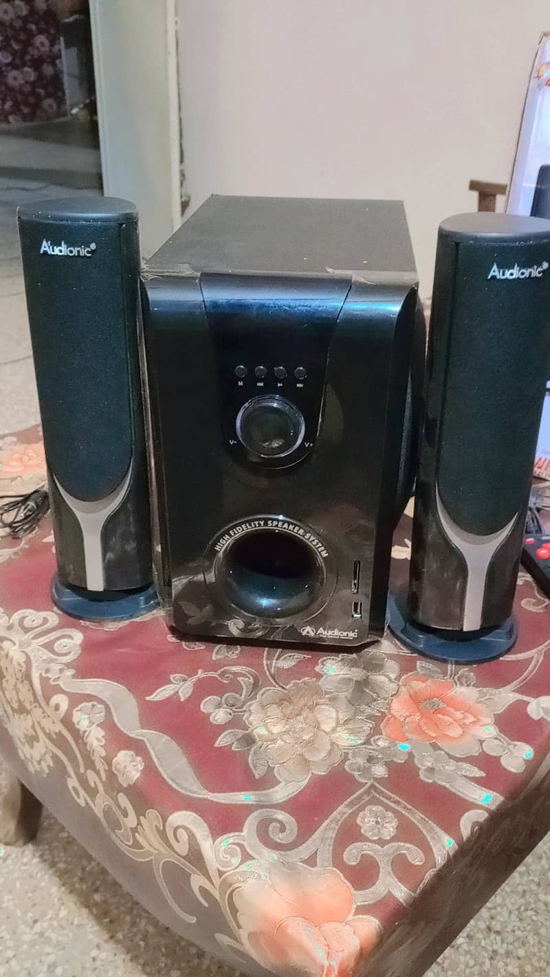 Bluetooth speakers 0