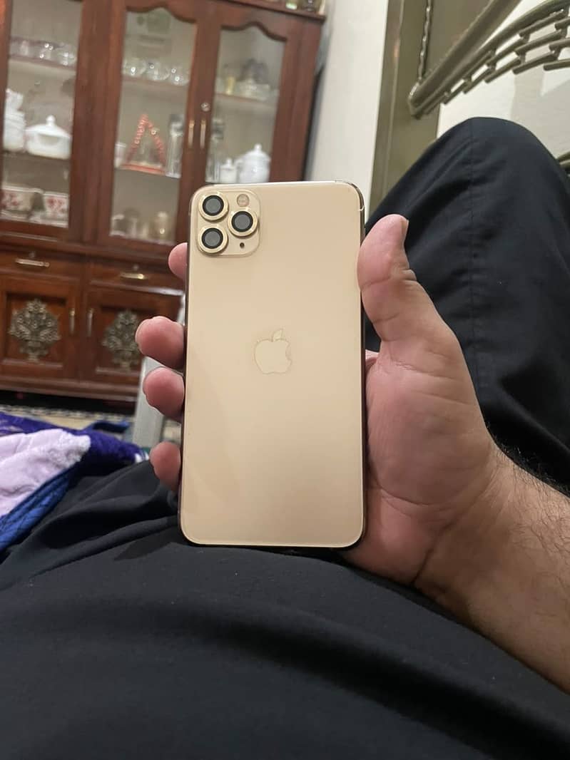 Apple iPhone 11 Pro Max 0