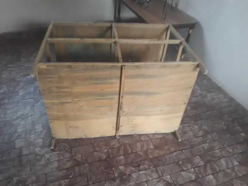 wood cage — photo 5