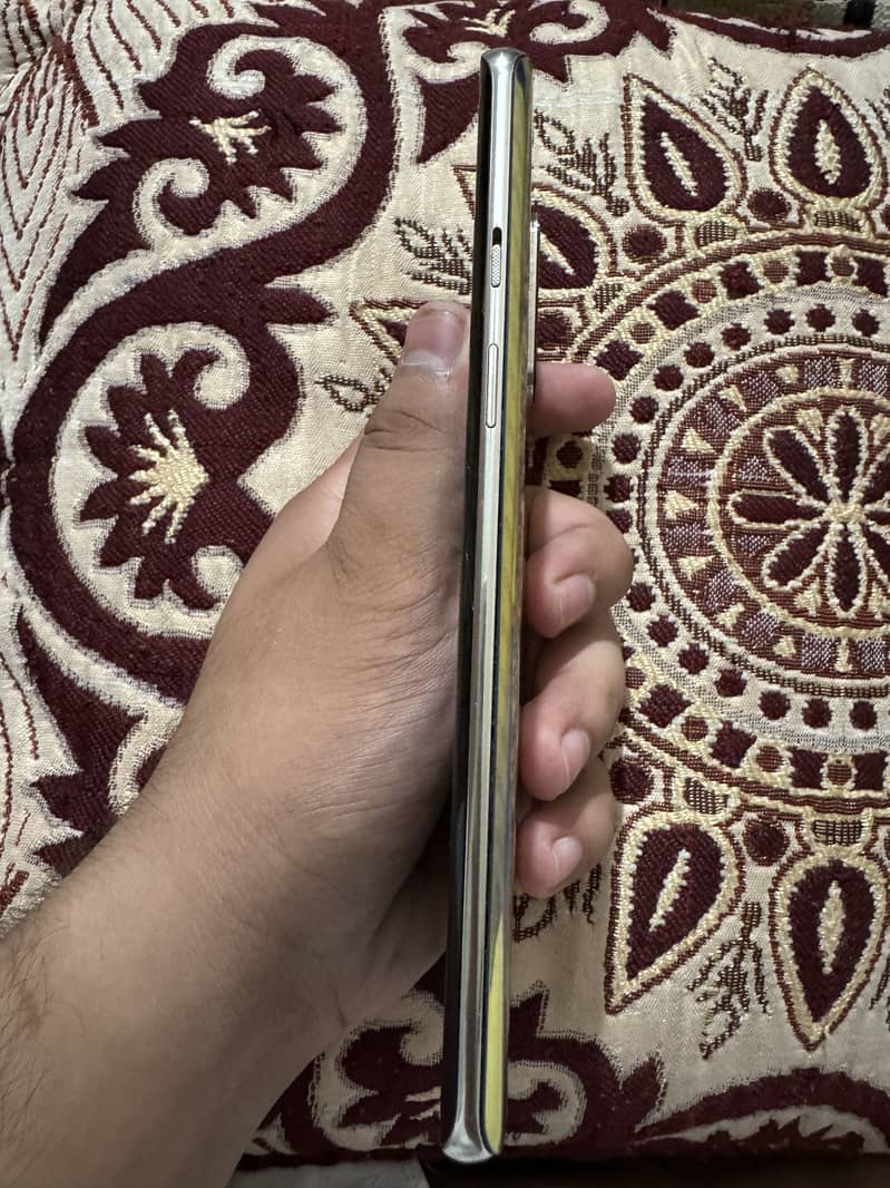 One Plus 8 5