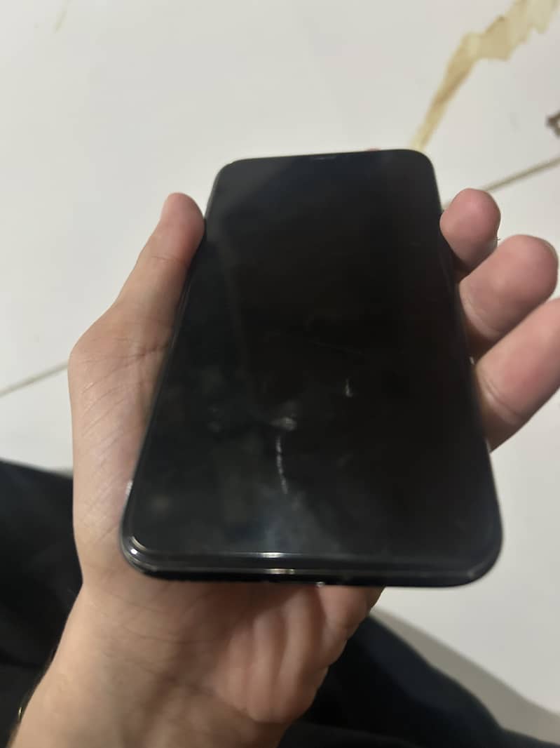 Apple iPhone X 3