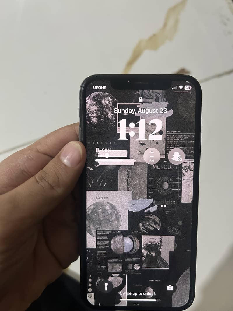 Apple iPhone X 5