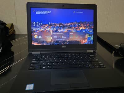 Dell Latitude E7270 – Core i7 | 8GB RAM | 256GB SSD