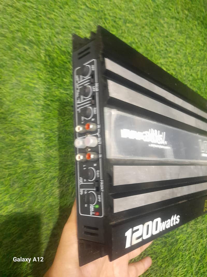 GM۔D8704 bridgeable۔4ch۔Amplifier 6