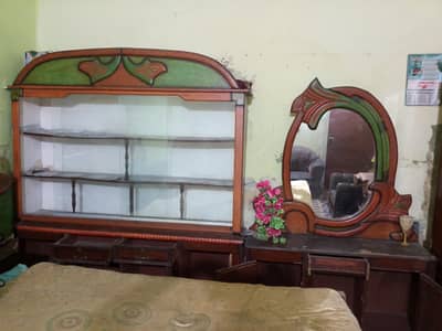 show case and dressing