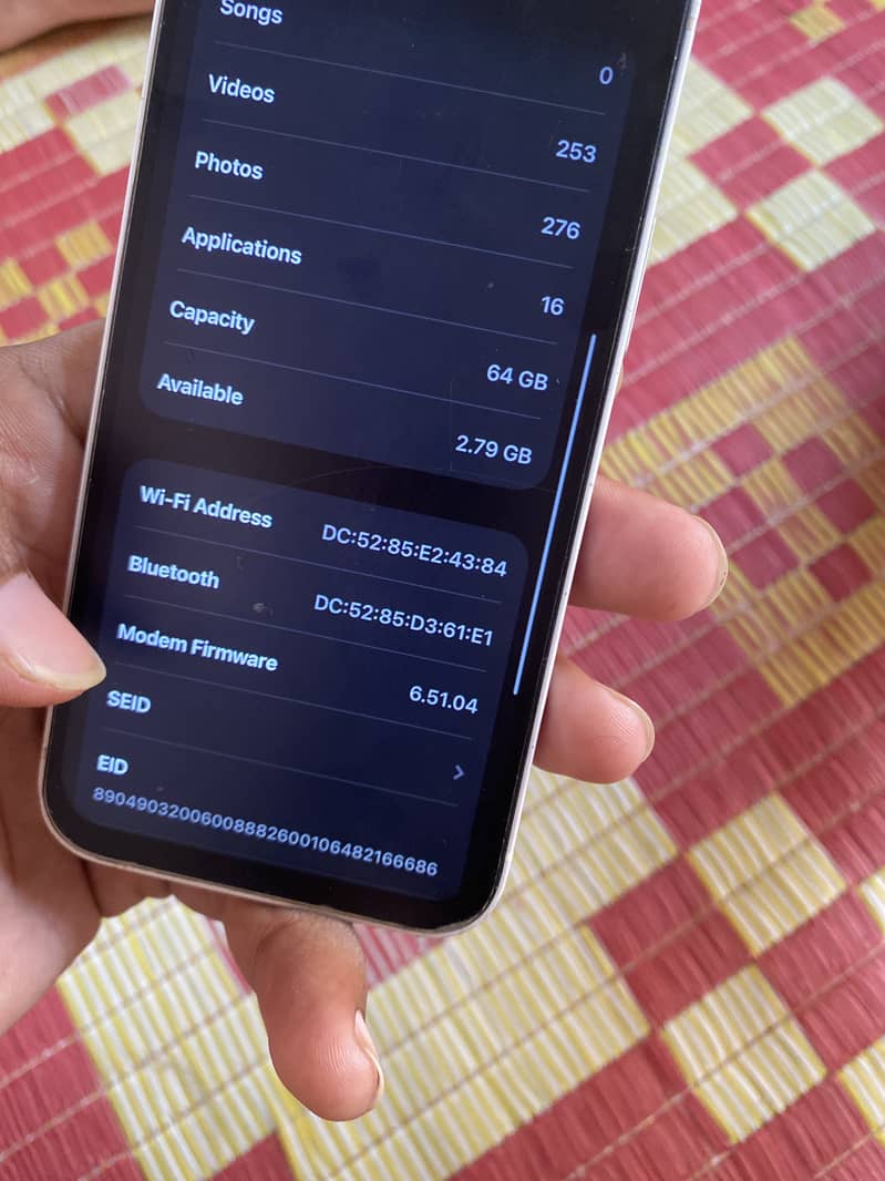 Apple iPhone 12 mini 4