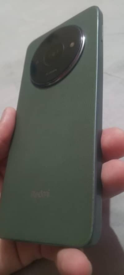 Redmi a3 6/128 box hai lakin mil nhi Raha no open no repair
