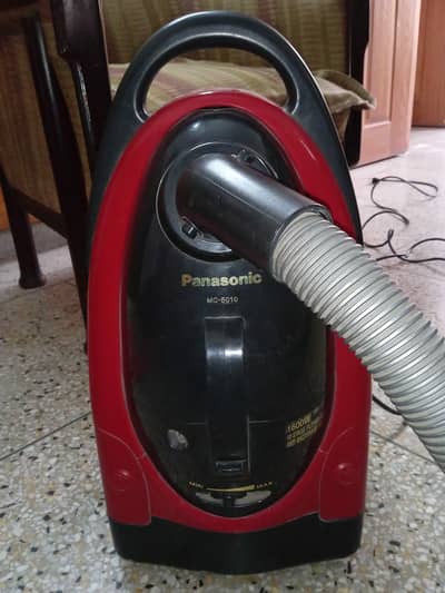 Panasonic MC-5010 Vaccum Cleaner