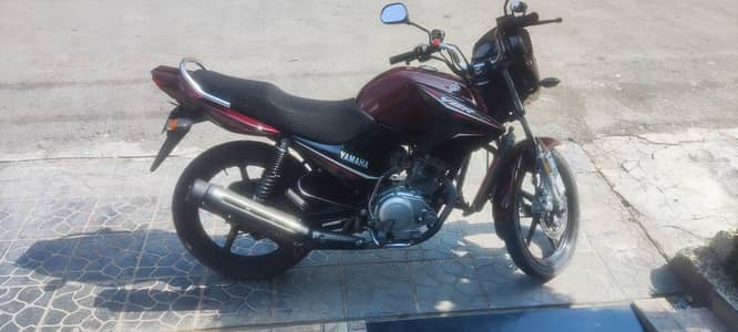 Yamaha ybr 125