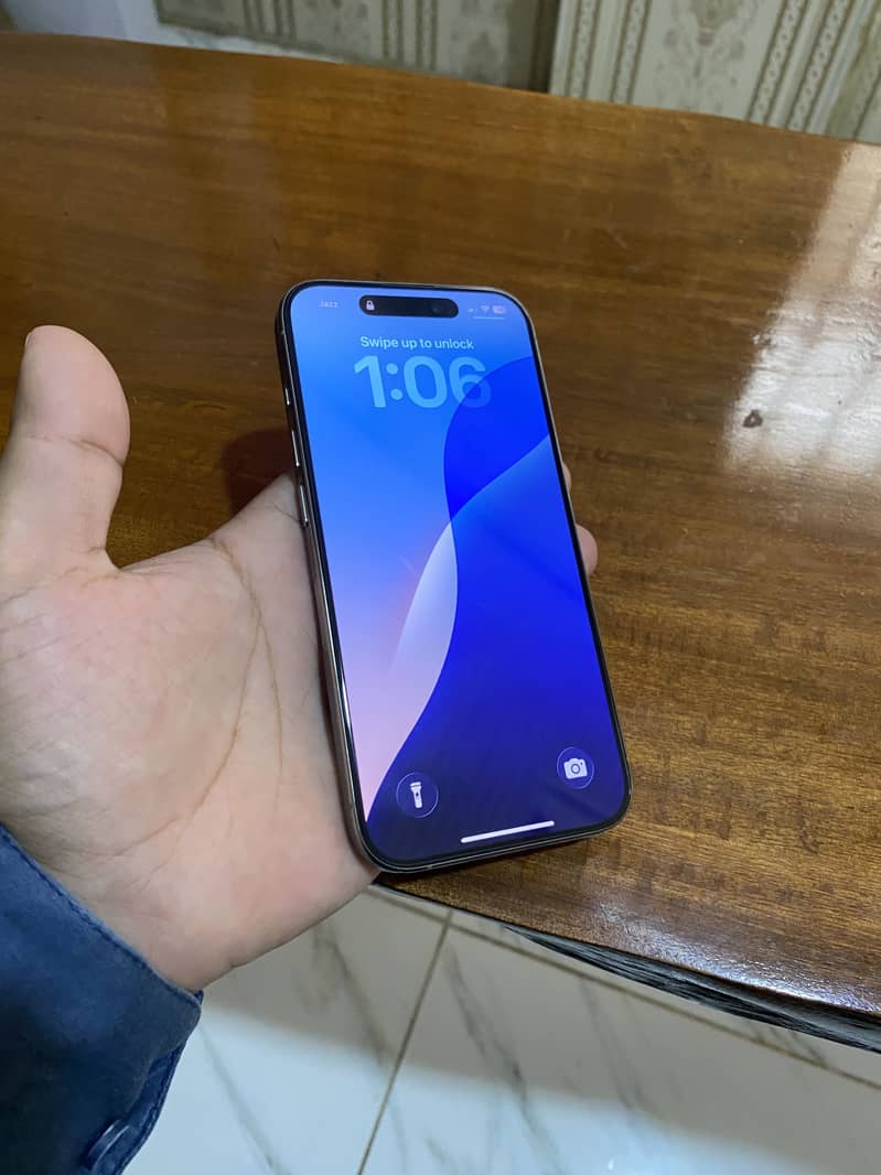 Apple iPhone 15 Pro 7