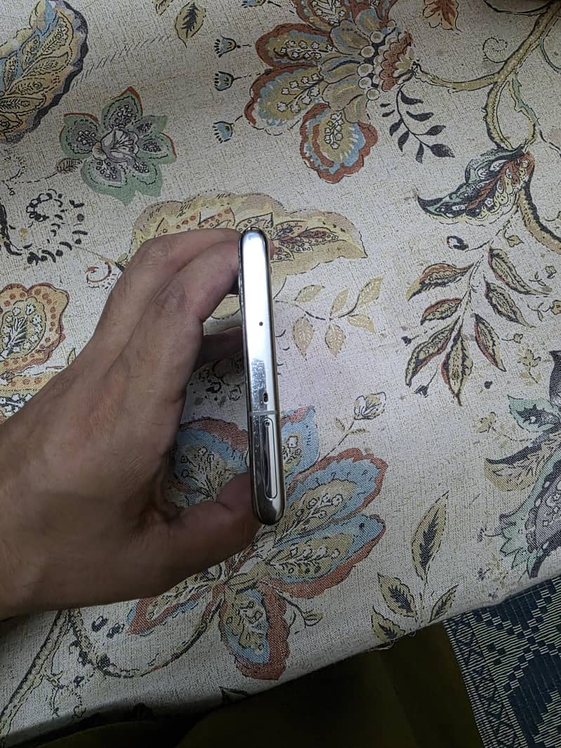 Samsung Mobile Note 10 Plus 1