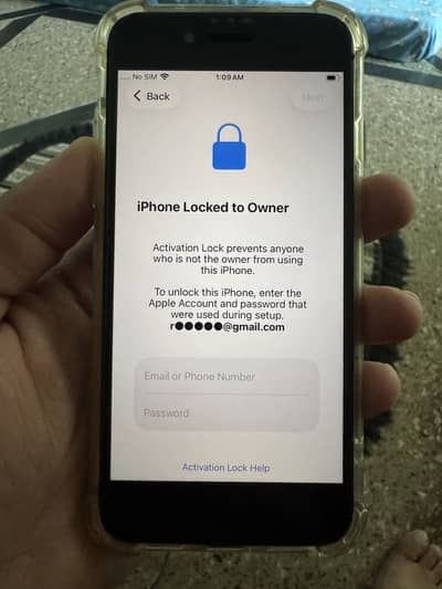 Iphone SE 2020/white/64 gb Activation locked phone