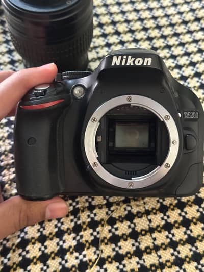 Nikon D5200