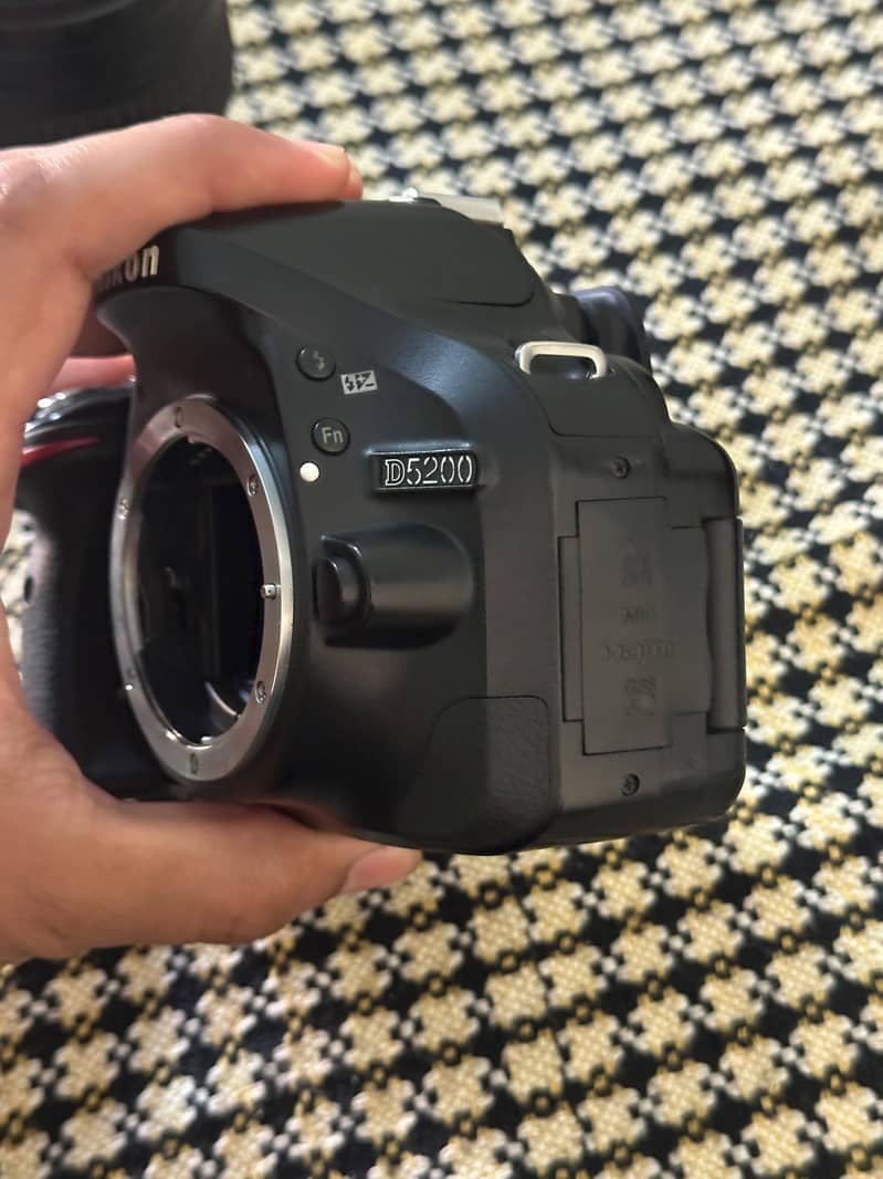 Nikon D5200 5