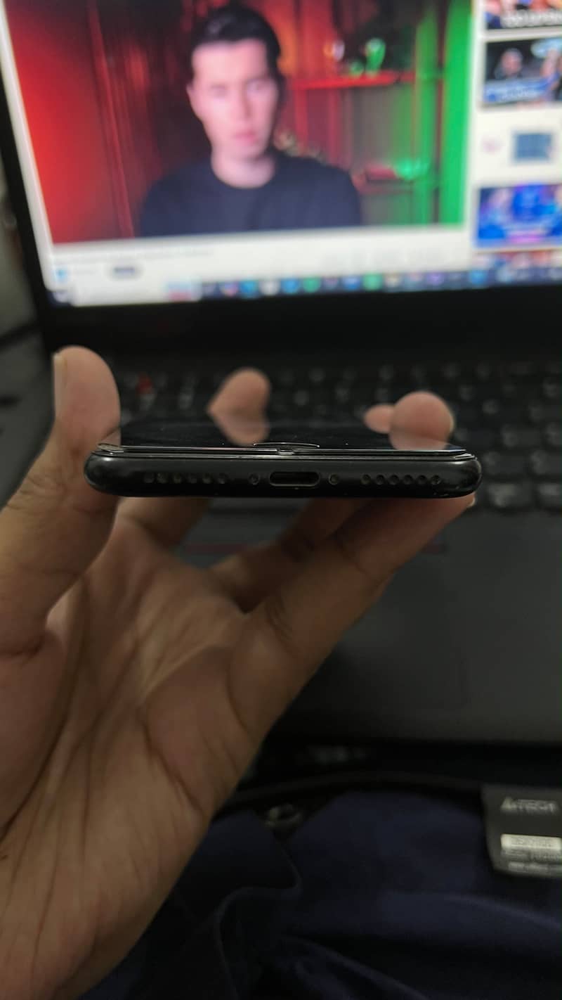 Apple iPhone SE2 3