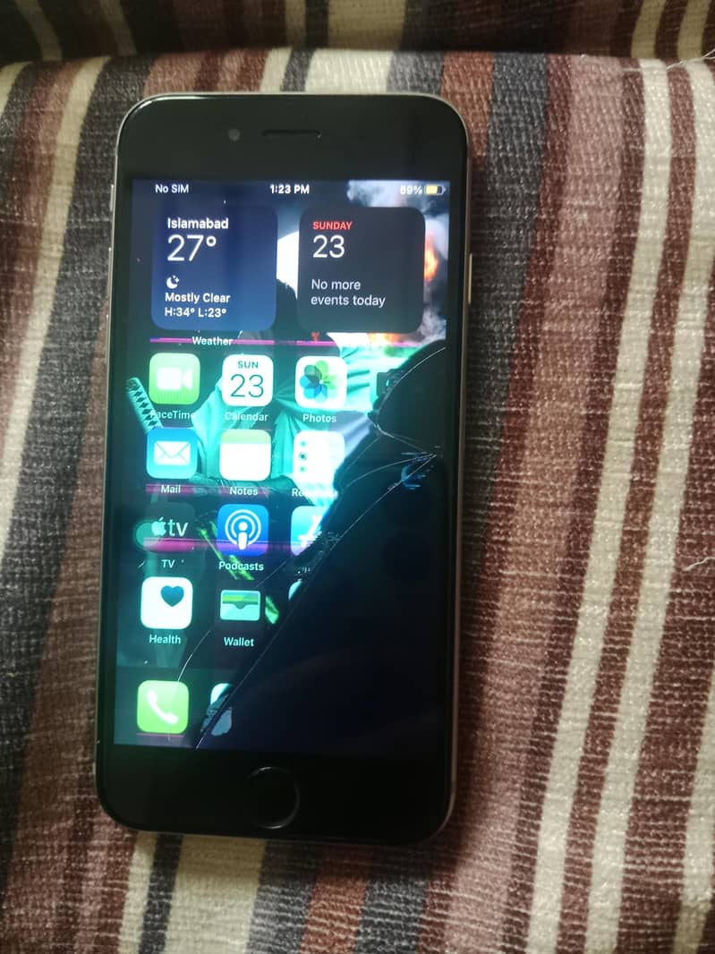 Apple iPhone 6S 1
