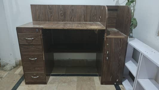 pc table