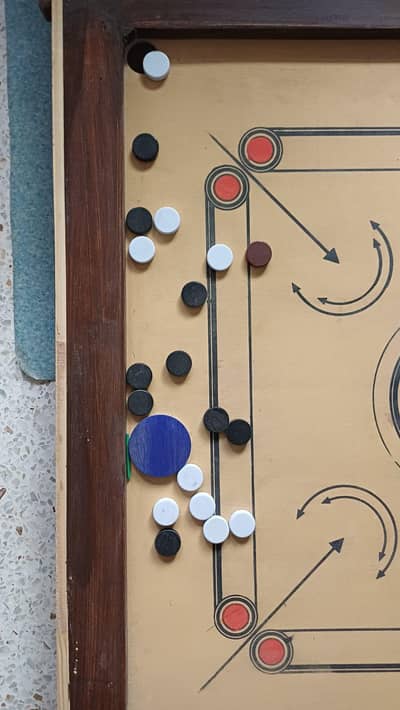 Carrom Board for Sale – Good Condition Price: 5,800