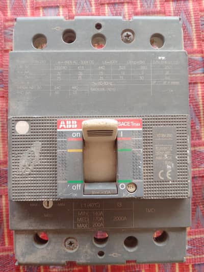 ABB SACE Tmax XT3N 250