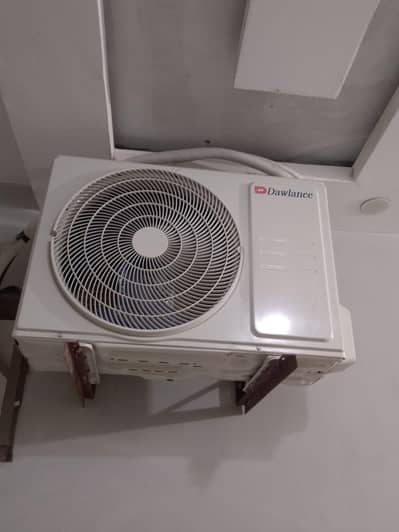 new condition Dawlance inverter Ac 1 ton