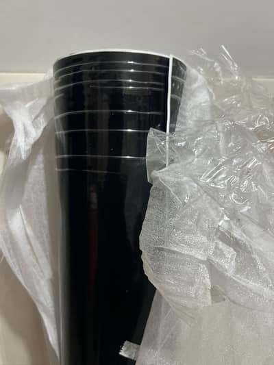 Car wrap glossy black
