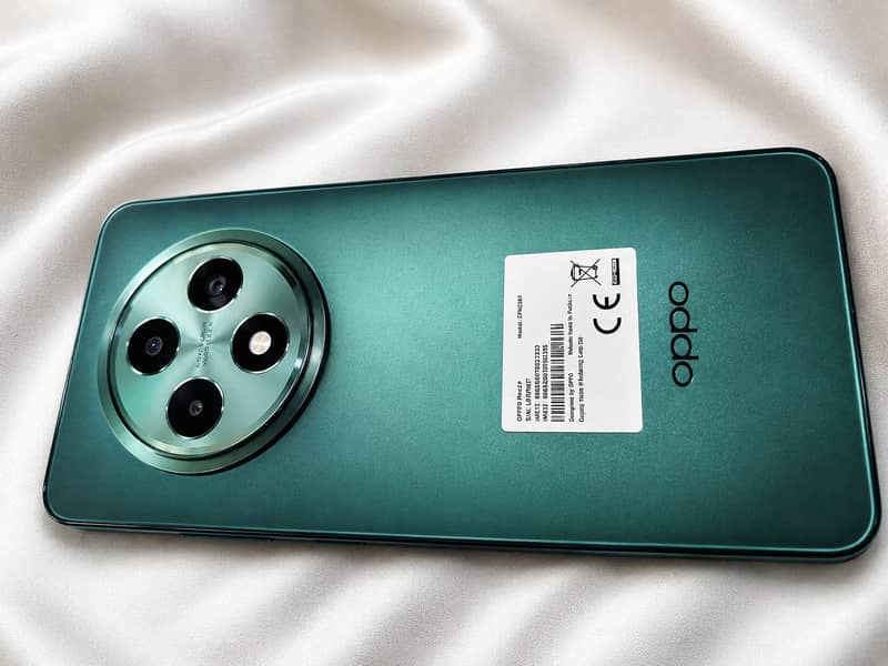 OPPO reno12f 0