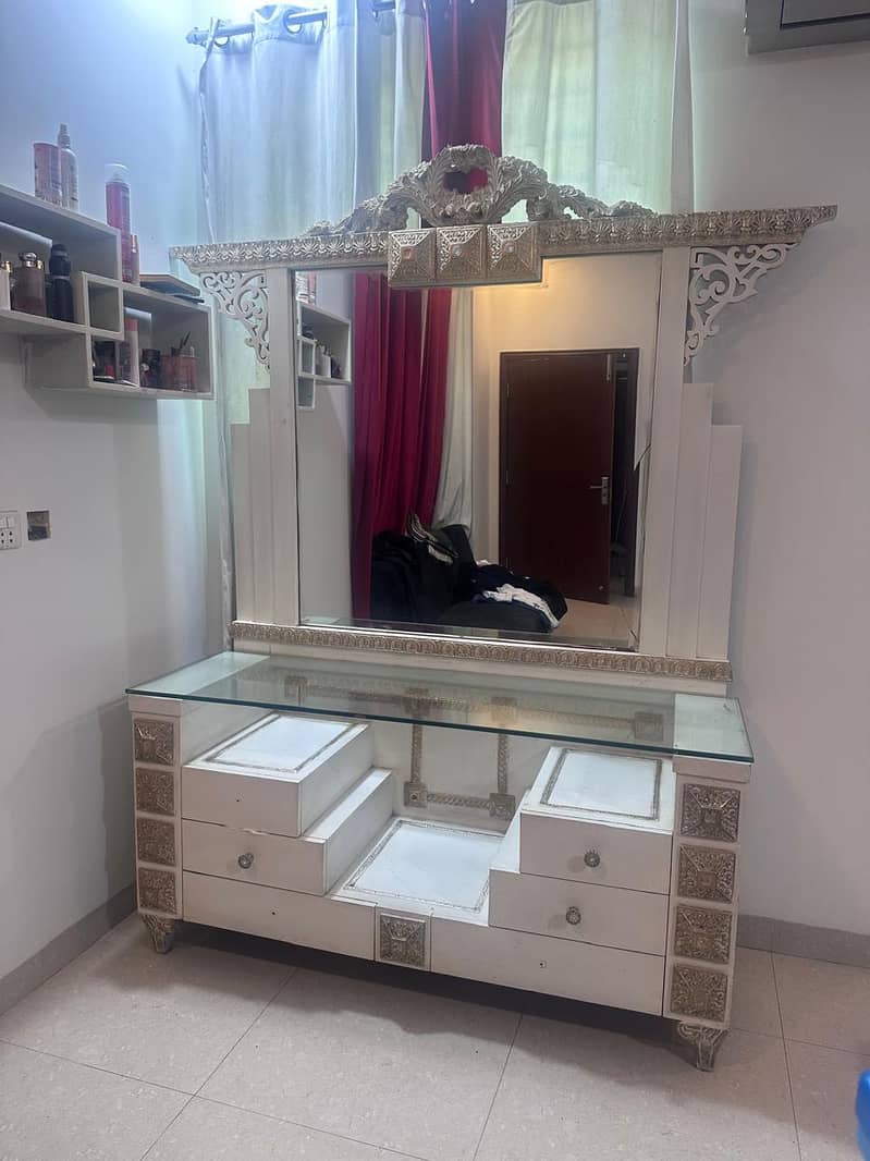 Bed+dressing+TV table 1