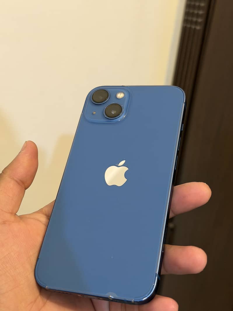 iPhone 13 6