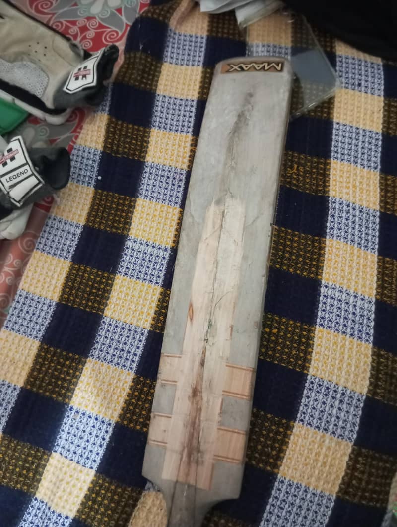 cricket kit 8