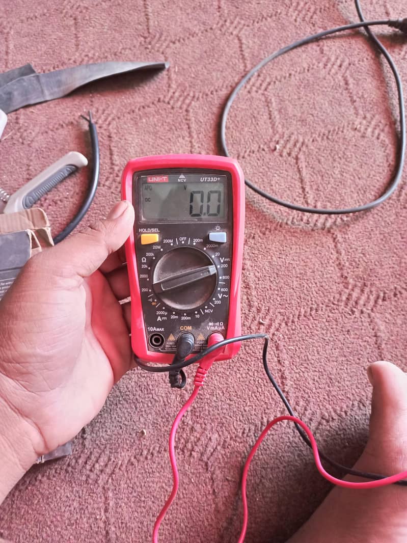 digital multimeter un it 0