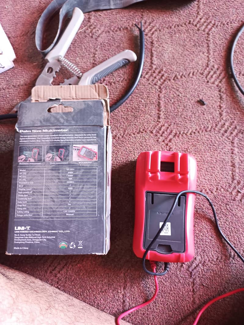 digital multimeter un it 4